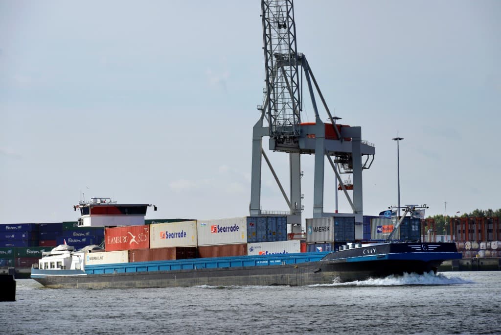 Groei containerbinnenvaart vraagt om moderne inrichting havengeld