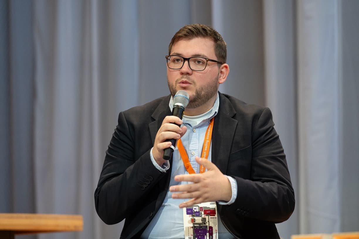 Studio-Dijkgraaf-Connekt-220