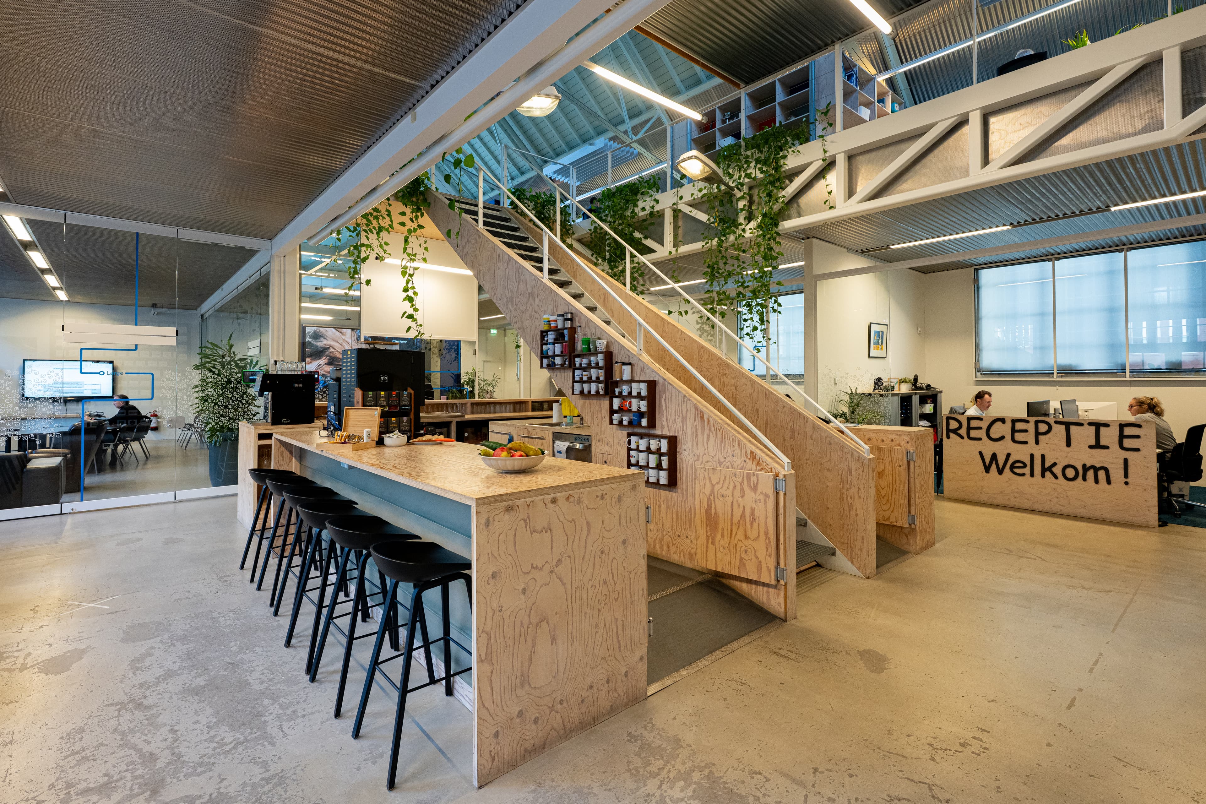 20251106_CNK_Beneden – Bar