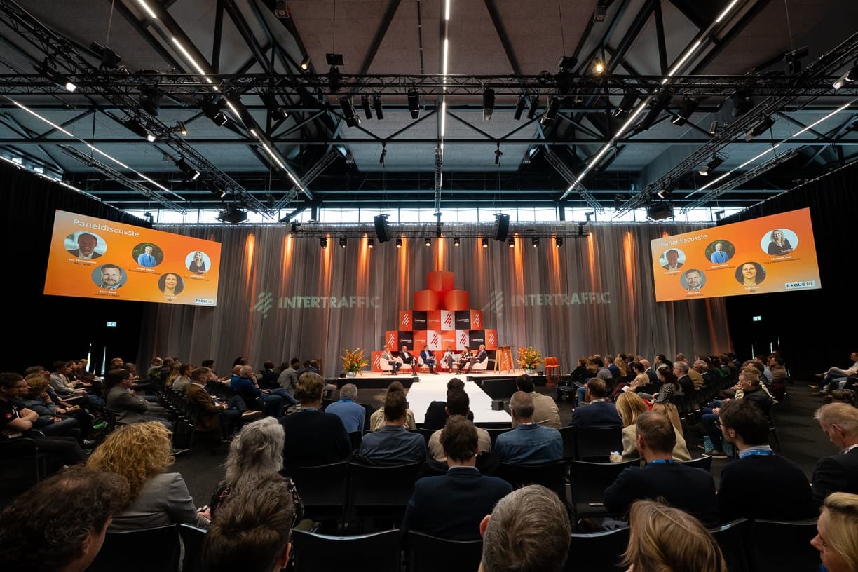 Studio Dijkgraaf-Connekt-321