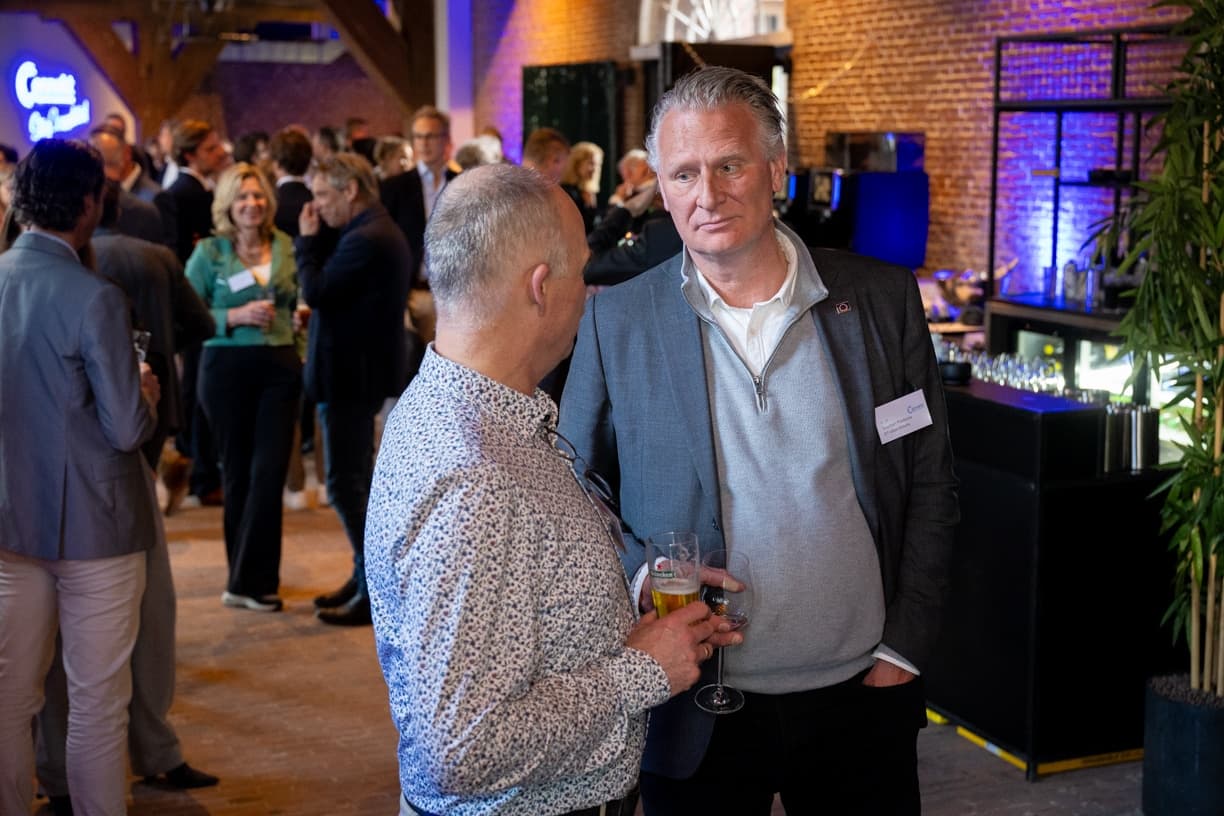 Connekt ledendiner-100