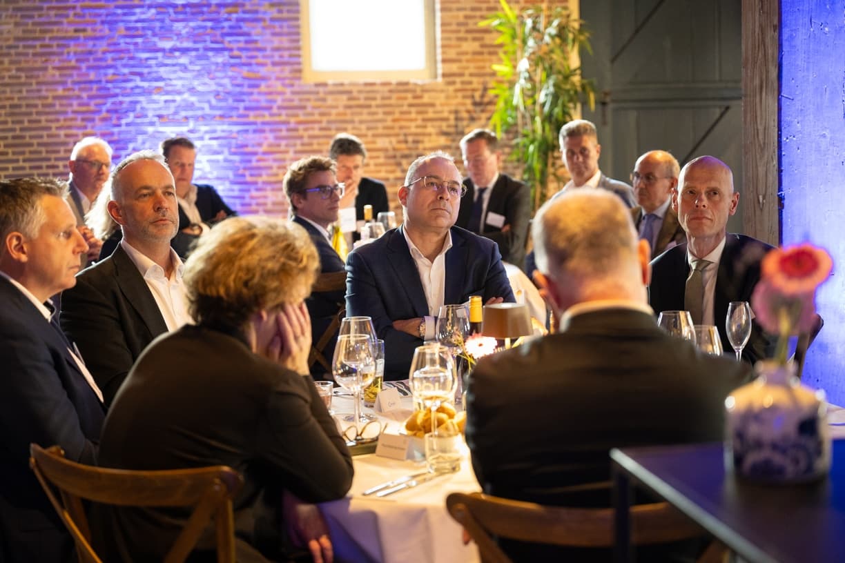 Connekt ledendiner-112