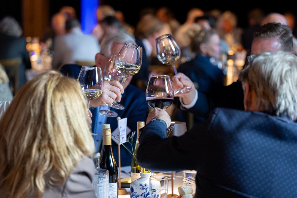 Connekt ledendiner-118