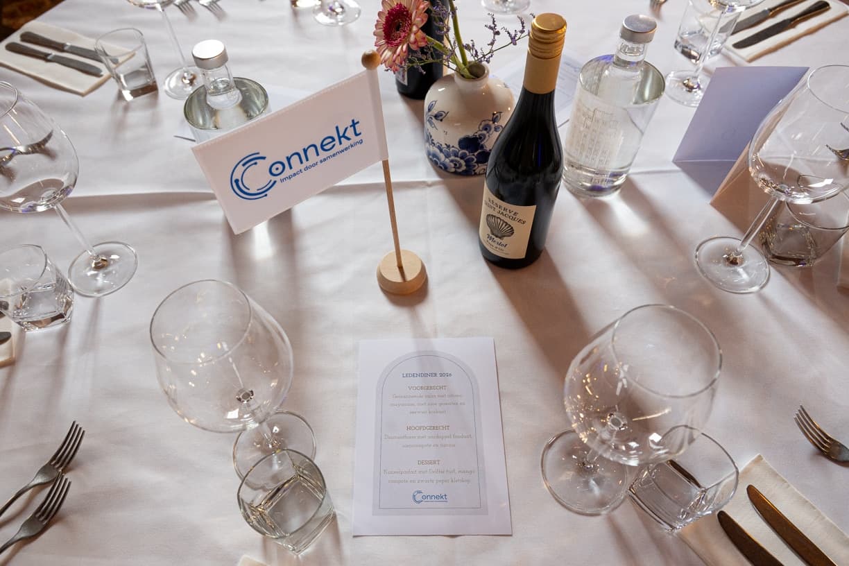 Connekt ledendiner-12