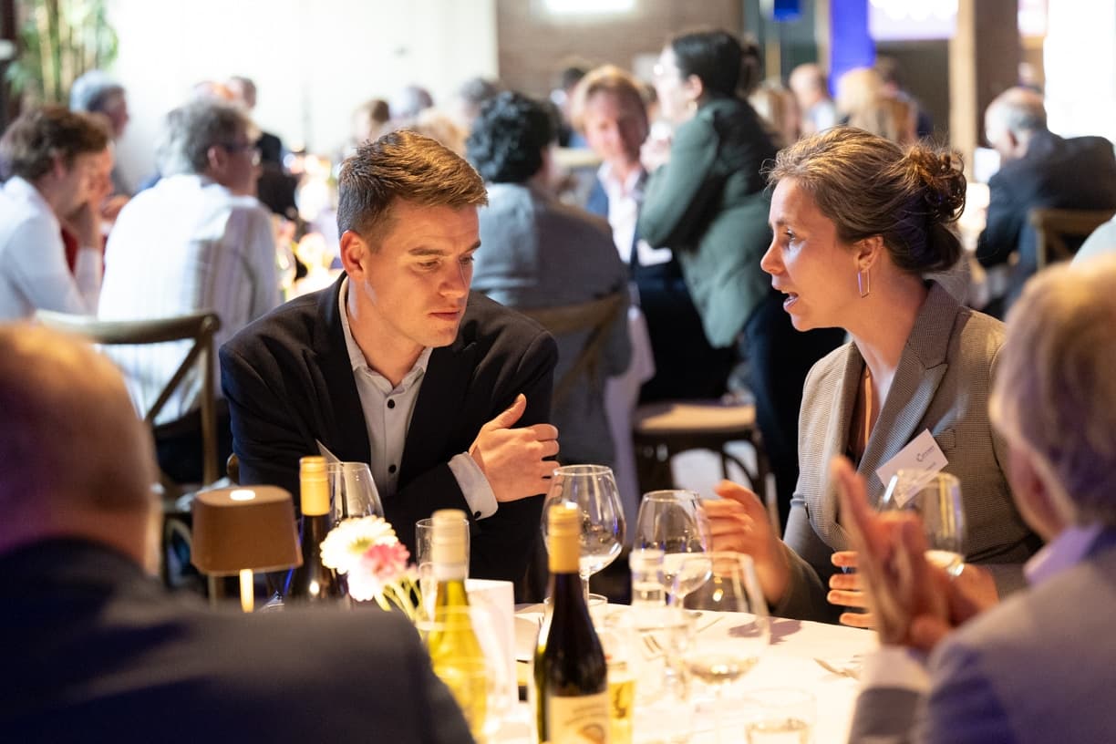 Connekt ledendiner-126