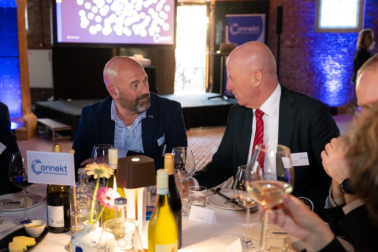 Connekt ledendiner-131