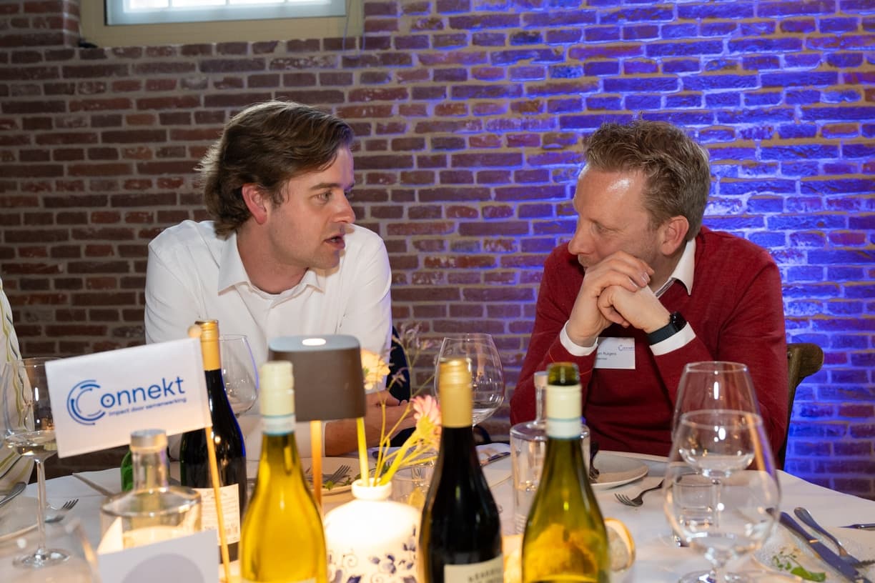 Connekt ledendiner-139