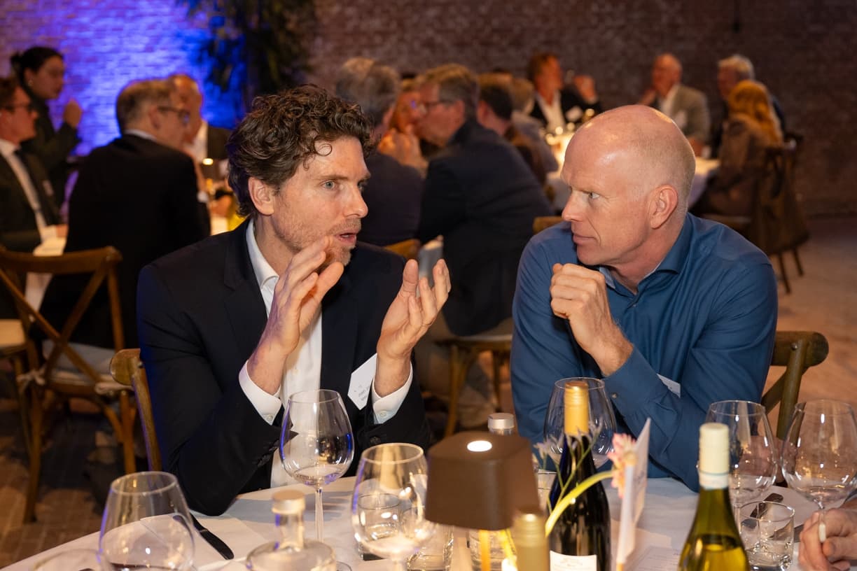 Connekt ledendiner-152