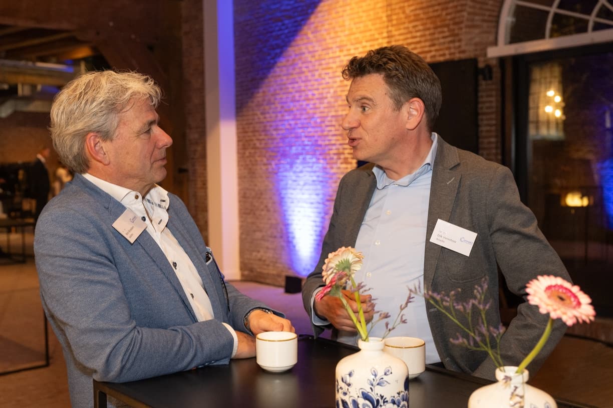 Connekt ledendiner-183