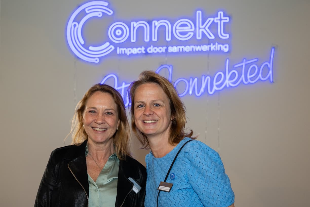 Connekt ledendiner-19