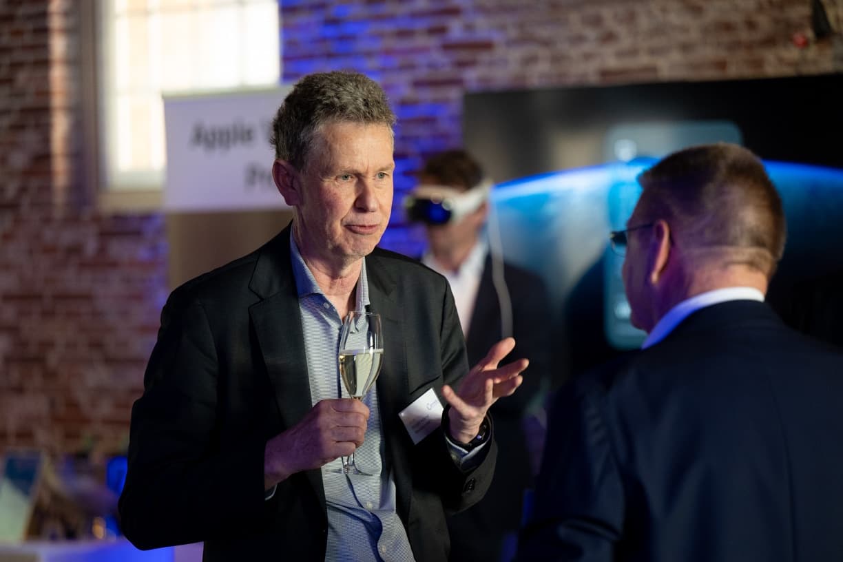 Connekt ledendiner-25