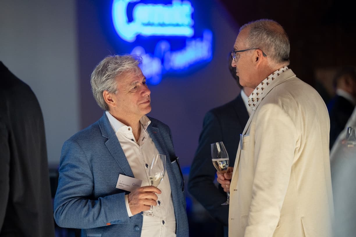 Connekt ledendiner-32