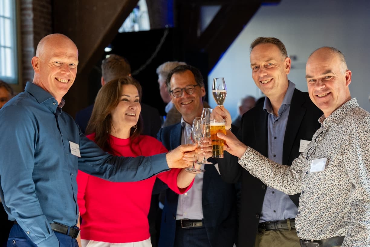 Connekt ledendiner-33