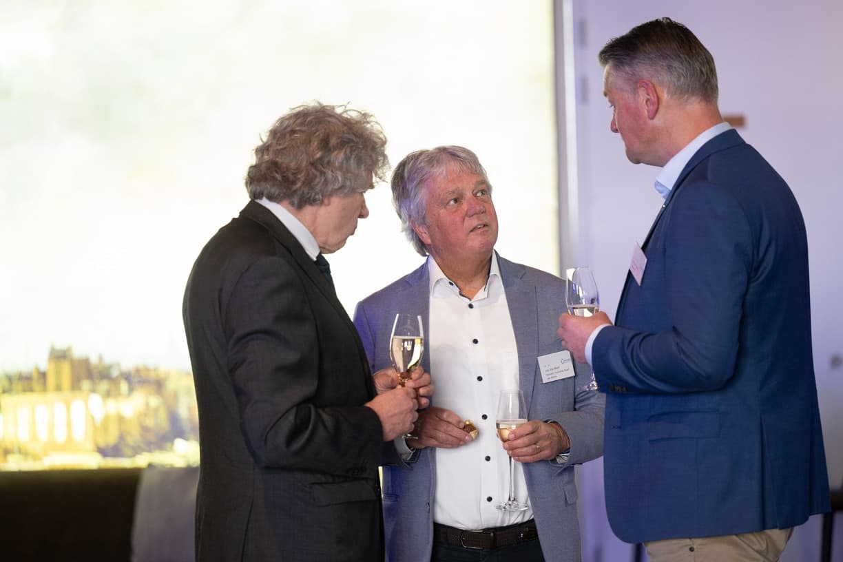 Connekt ledendiner-38