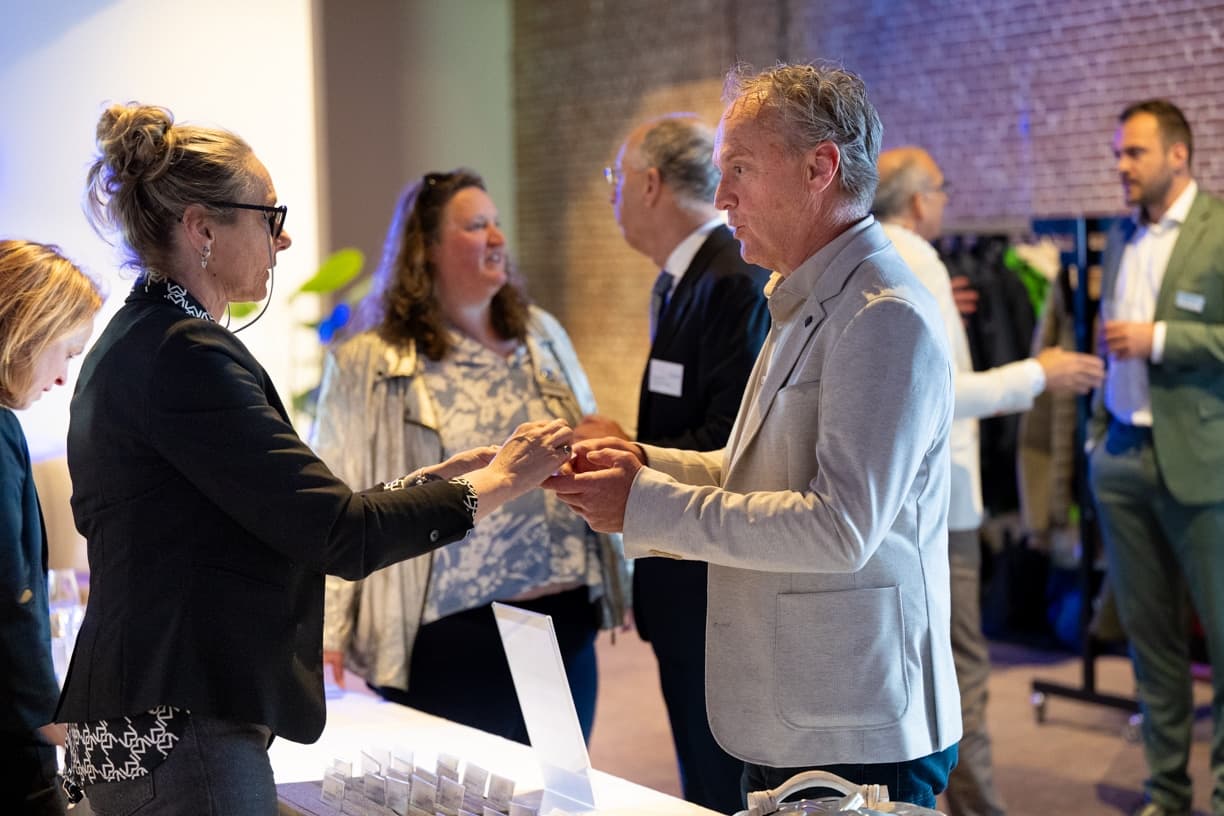 Connekt ledendiner-49