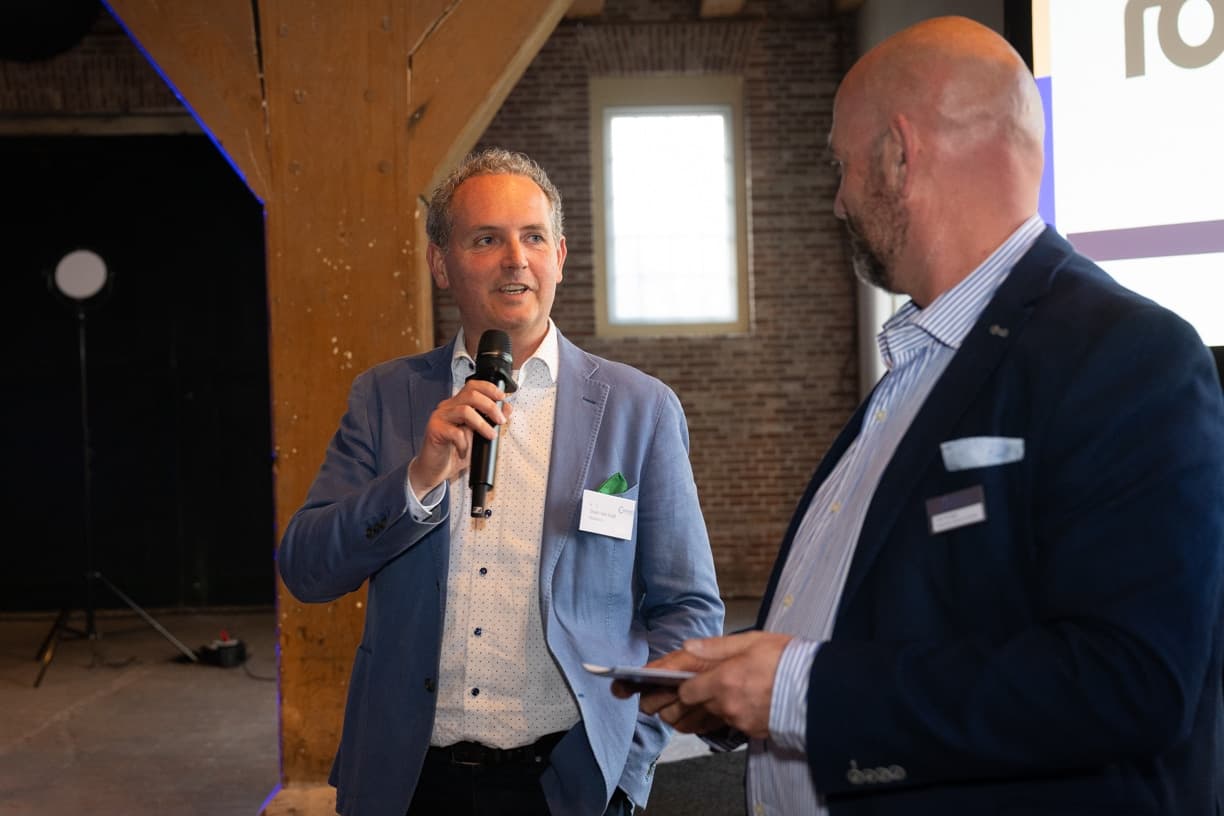 Connekt ledendiner-73