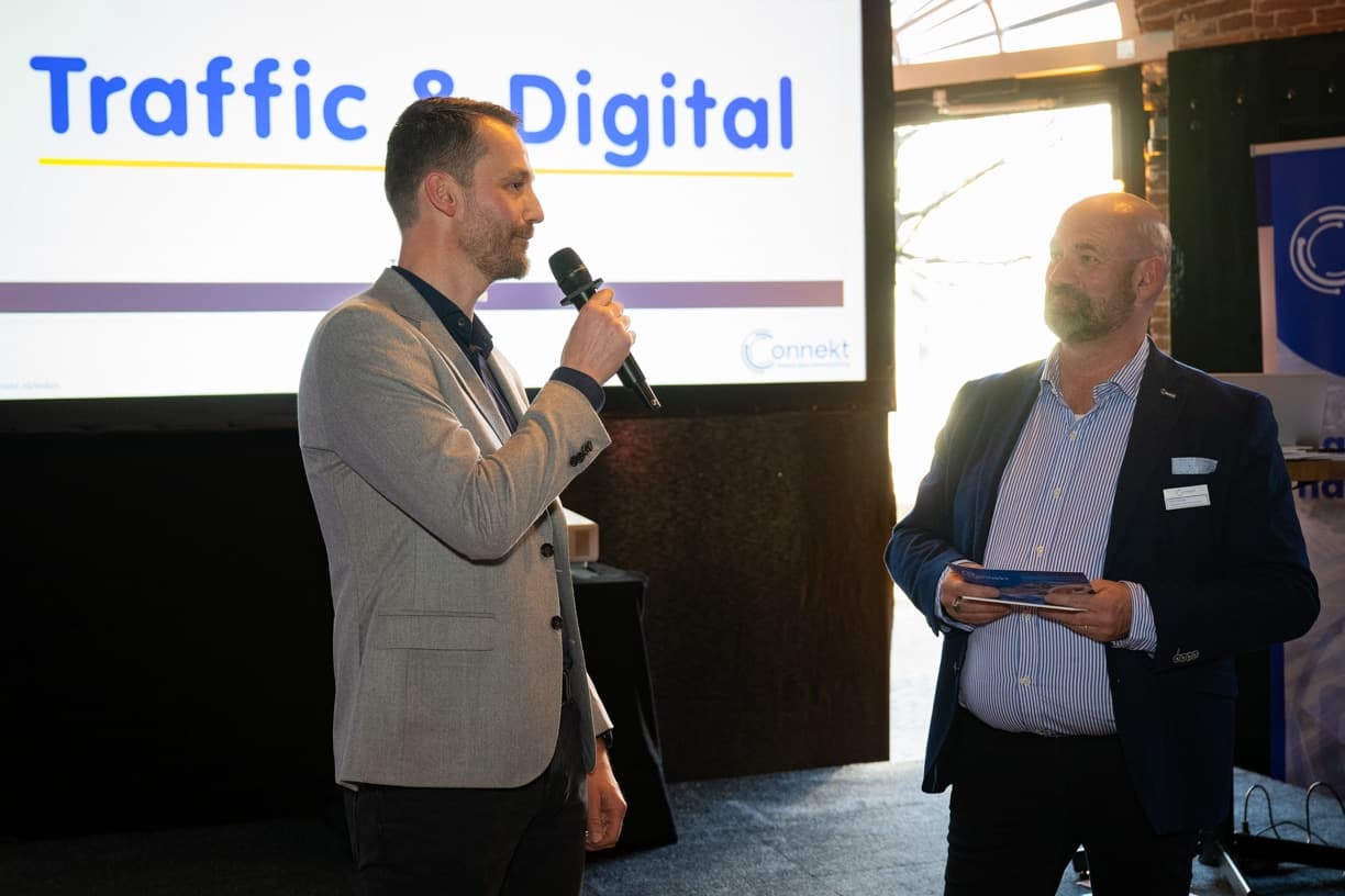 Connekt ledendiner-79