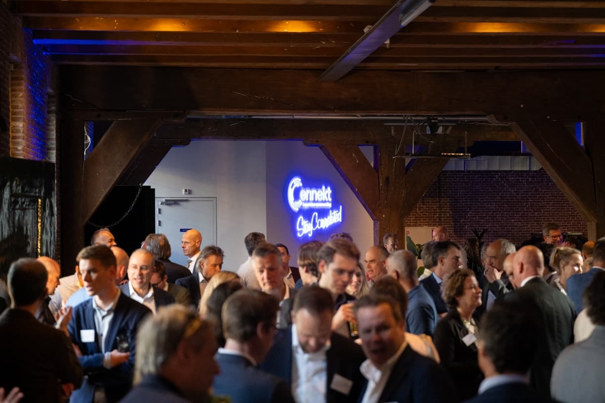 Connekt ledendiner-87