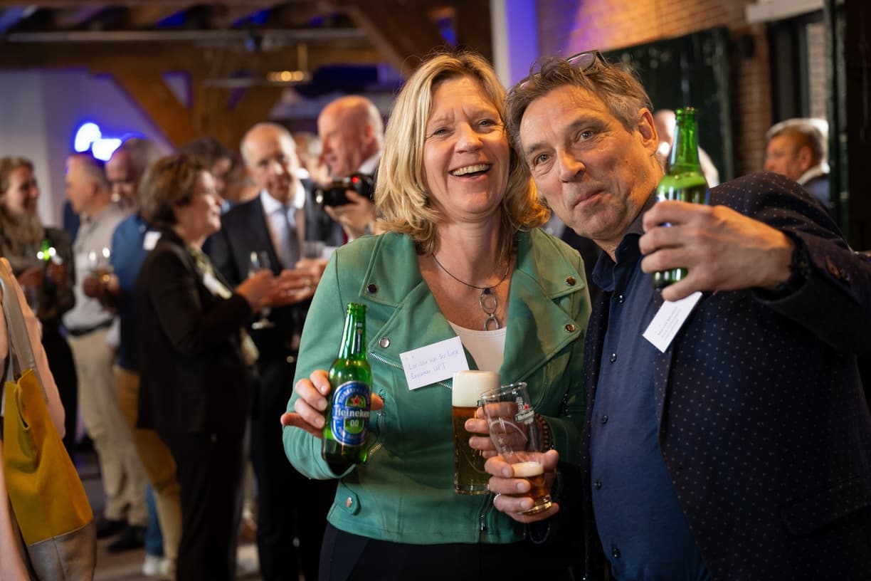 Connekt ledendiner-90