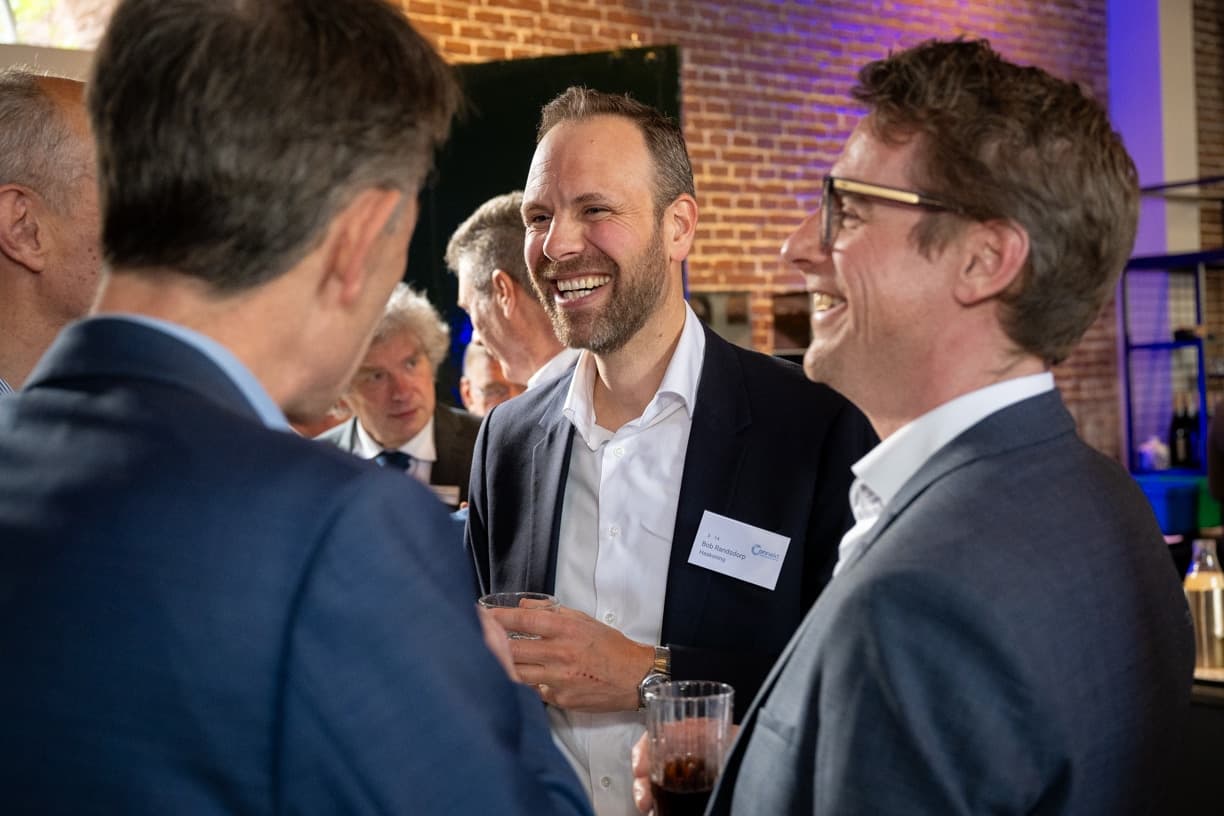 Connekt ledendiner-97