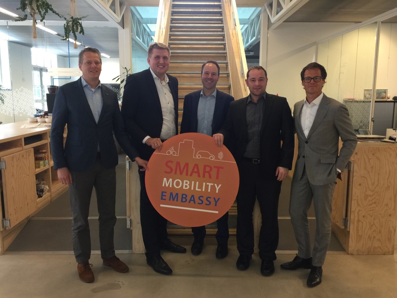 Australian delegates from Infrastructure Victoria visited the Smart Mobility Embassy